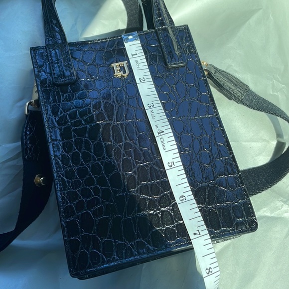 Eric Javits Treat Shopper Mini Bag - Picture 5 of 12